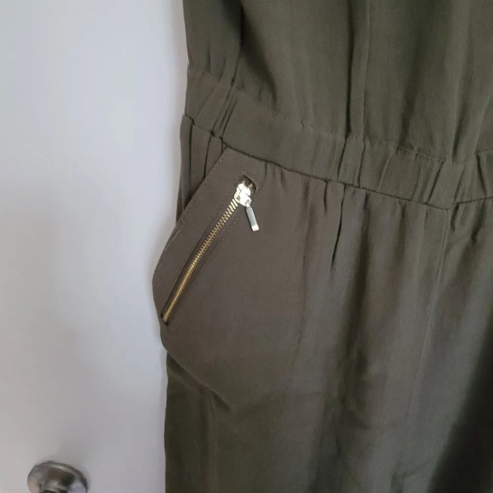 Jumpsuit with golden beads - Picture 6 of 9